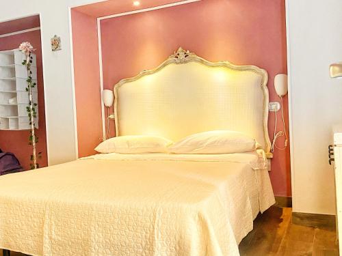 B&B Central Station Suite, Неаполь