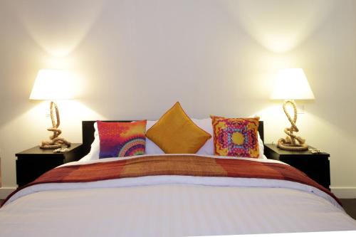 Signature Holiday Homes- Luxurious 2 Bedroom Apartment DIFC, Dubai - image 5