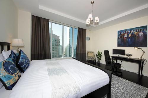 Signature Holiday Homes- Luxurious 2 Bedroom Apartment DIFC, Dubai - image 2