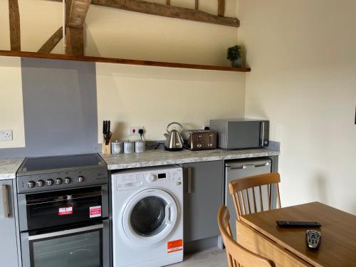 The Cow Shed 2-Bed Apartment in Bradwell on Sea