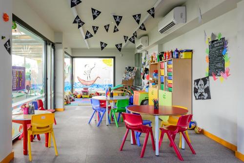 คลับสำหรับเด็ก, Estival ElDorado Resort in กัมบริลส์ ปลัตคา