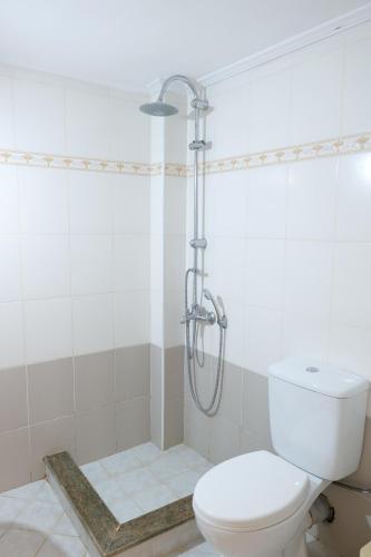 Charming 2-Bed Apartment in Sarande