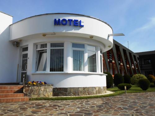 Motel Sora - image 2