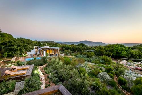 Kinghorns Gardens near Silvermine Nature Reserve