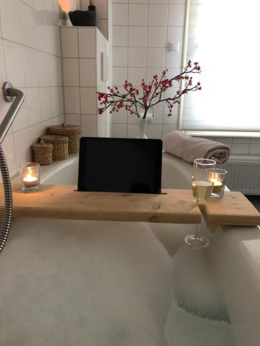 حمام, Proeverij de Azijnmakerij in زيست