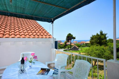 Balkons/terase, 2-bedroom apartment with large terrace 3558-1 in Zuljana
