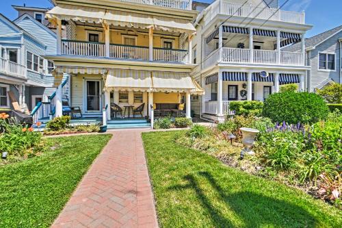 B&B Ocean Grove - Ocean Grove Studio with A and C, 300 Feet to Beach! - Bed and Breakfast Ocean Grove