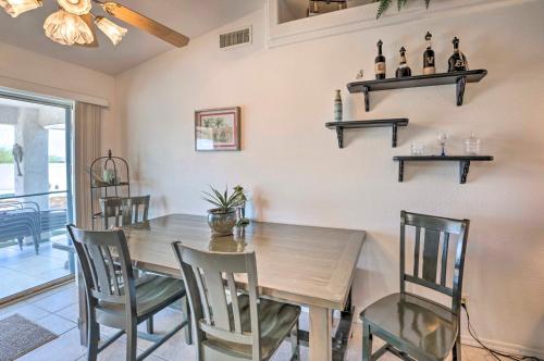 Charming Lake Havasu Home 2 Mi to Body Beach - image 7