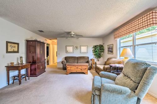 Sunny Home in The Villages with Lanai and Pool Access! in The Villages, USA