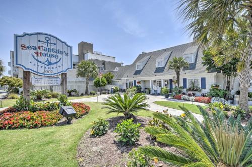 Vivid Myrtle Beach Condo with Resort Amenities!