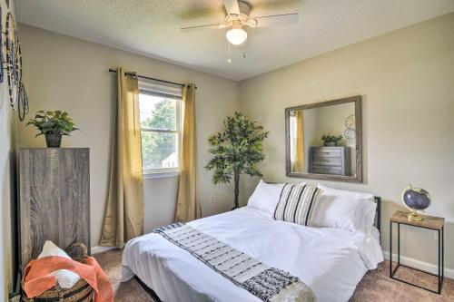 Pet-Friendly Home - 2 Mi to UNC Greensboro!