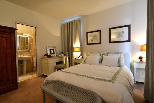 1 queen bed