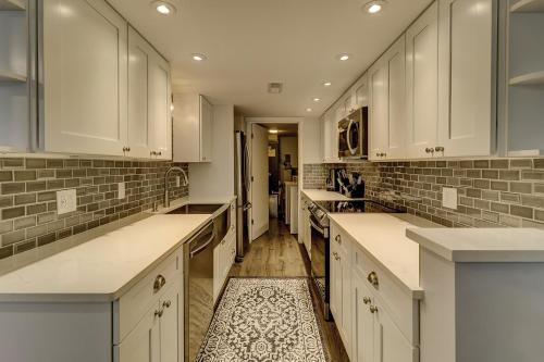 1201 Shipmaster 3 BR Golf Condo Shipyard - image 6