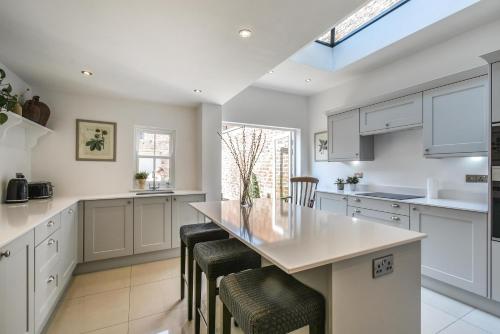 The Buckingham - image 3
