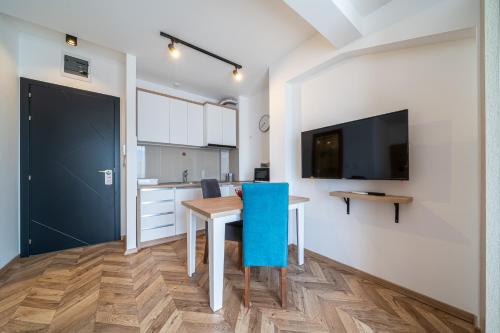 Sun and Sea Apartments - image 7