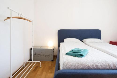 Bern zwei Zimmer im Jugendstilhaus mit Garten