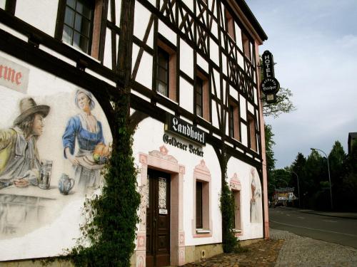 Landhotel Goldener Becher - Hotel - Limbach - Oberfrohna