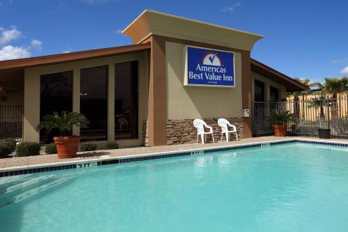 Americas Best Value Inn Angleton