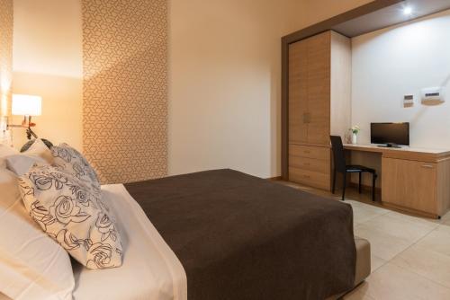 Hotel Vittorio Veneto - image 5