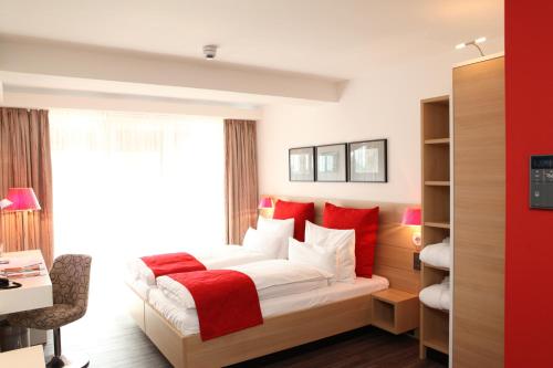 2 twin beds