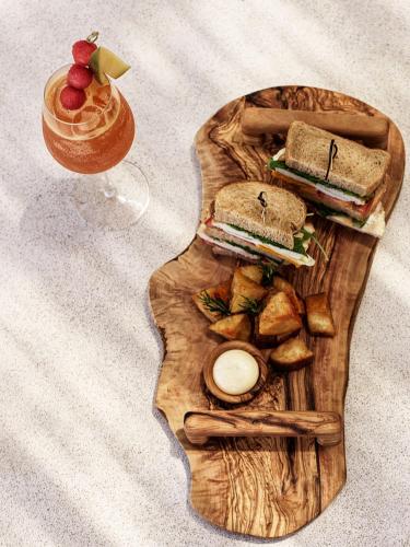 Mykonos Earth Suites - image 13