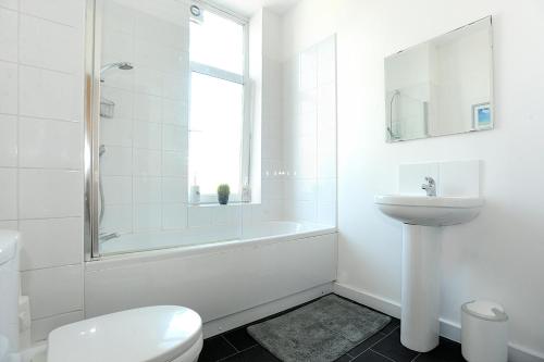APARTMENT in CENTRAL HALIFAX — Photo 2