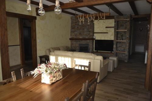 El Capricho de los Carrascos in Other