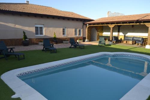 El Capricho de los Carrascos in Other