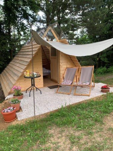 Hillside Bio Glamping - Hotel - Prebold