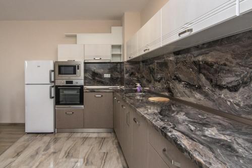 Saint Constantine and Helena Holiday apartments