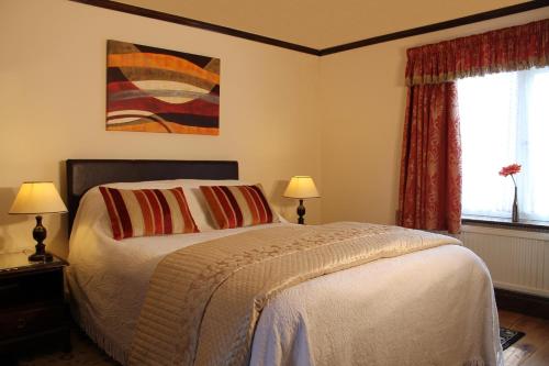 Colston Hall Cottages - image 11