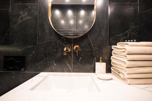 CITYSTAY Dluga Grobla Gdansk Apartment with Sauna