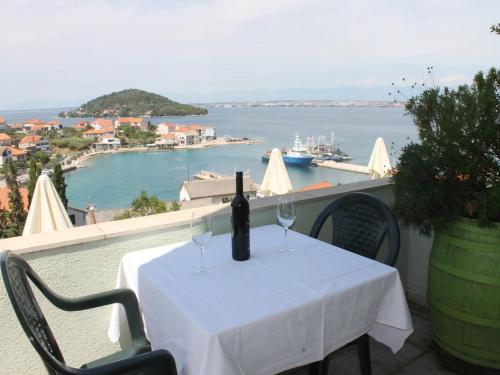 Apartment in Kali with sea view, balcony, air conditioning, Wi-Fi (4566-1), Kali (Foto 2)