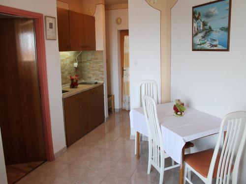 Apartment in Kali with Sea View, Balcony, Air Conditioning, Wi-Fi (4566-5), Kali (foto 5)