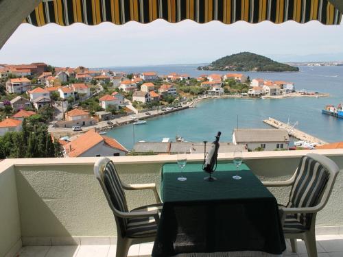 Apartment in Kali with sea view, balcony, air conditioning, Wi-Fi (4566-2), Kali (Foto 9)