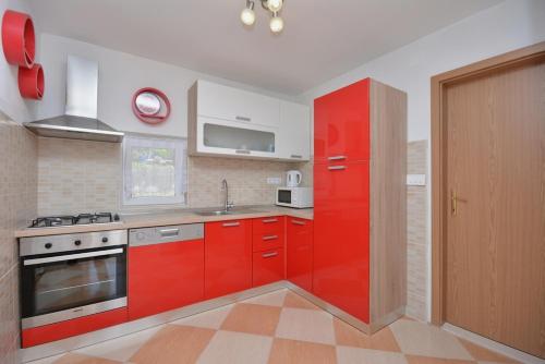 virtuve, Apartment with sea view 3558-3 in Zuljana