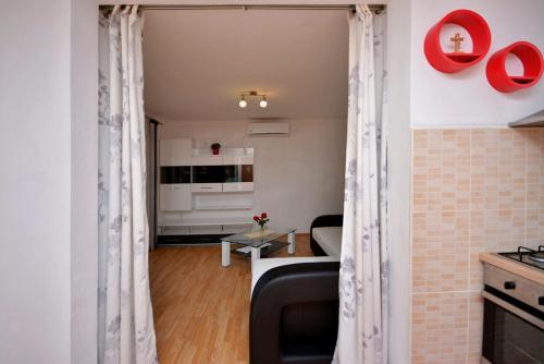 Koplietošanas atpūtas telpa ar TV, Apartment with sea view 3558-3 in Zuljana