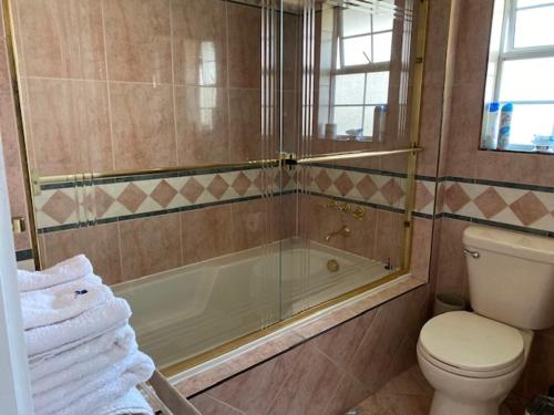 Ocean Breeze Executive Bed and Breakfast photo