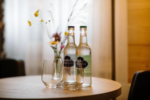 บริการและสิ่งอำนวยความสะดวก, โรงแรม แบลวู พินเทอ (Hotel Bellevue Pinte) in กรินเดลวาลด์