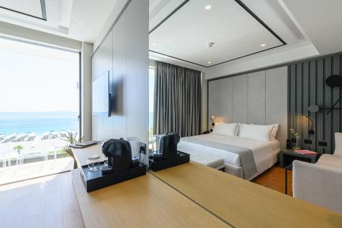 303621435 Miamar Luxury Hotel & Spa