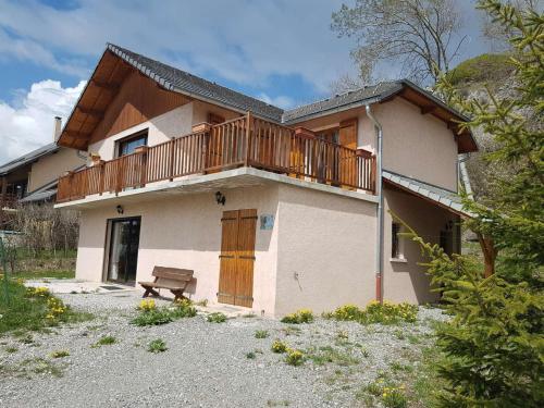 Chalet Saint-Michel-de-Chaillol, 6 pièces, 12 personnes - FR-1-393-154 gîte à louer Boyer