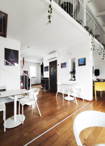 Tric Trac Hostel, Naples (photo 6)