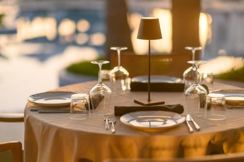 303642451 Miamar Luxury Hotel & Spa