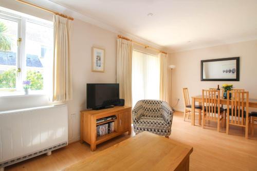 Riverstones - image 12