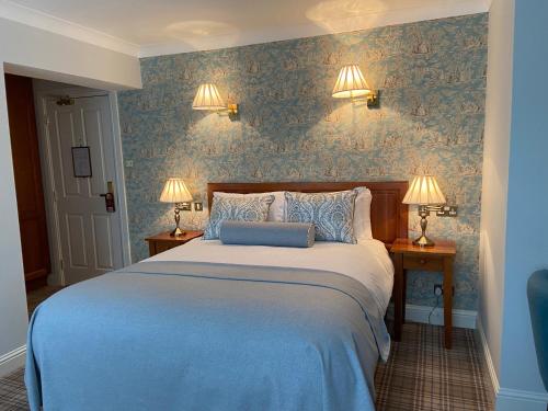 Blarney Castle Hotel - Tap to explore photos