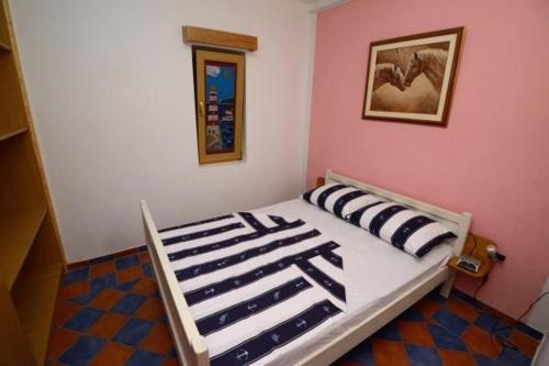 Apartment in Malinska with sea view, balcony, air conditioning, Wi-Fi (4696-5)