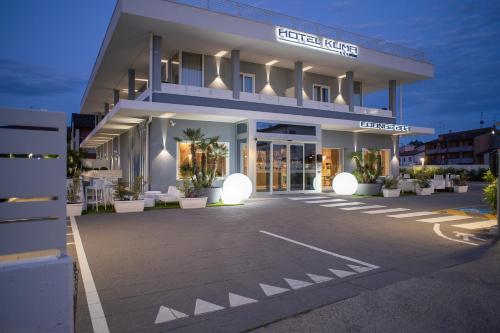 . Hotel Kuma