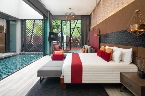 Ruby Three-Bedroom Pool Villa image 5