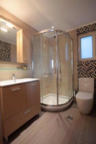 2 bedrooms, 3 beds