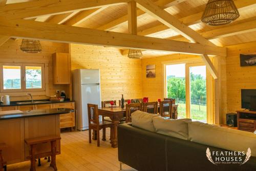 Corva Farmhouse - image 5